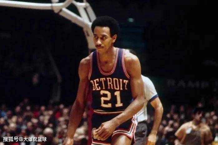 他不仅在比 他不仅在比