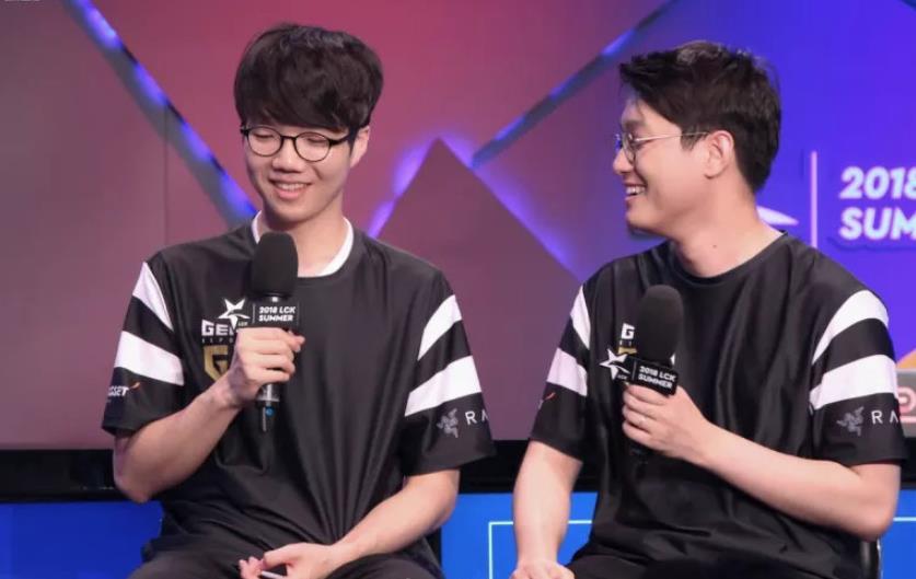 平球传中 平球传中